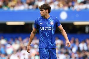 罗马诺：伊镇已向蓝军就租借吉乌提供报价，他是麦肯纳的引援目标