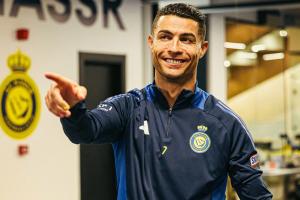 德天空：利雅得胜利在奥地利开启集训，C罗一人携带16名保镖