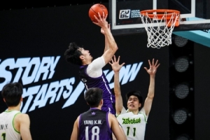 AUBL亚洲大学生篮球联赛：石奎23分9助+连进关键三分 清华杀入4强