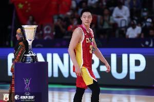 胡明轩：亚洲杯最后的成绩有些可惜 更重要的是接下来的任务&目标