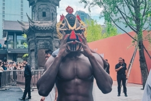 玩得挺开心！森林狼官方晒爱德华兹中国行照片