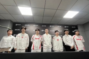 WE赛后群访 教练：我们和iG的风格很像都偏打架 但对面掌握更好