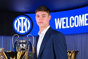 意天空：帕拉西奥斯在重新考虑是否加盟桑托斯，转会处于搁置状态