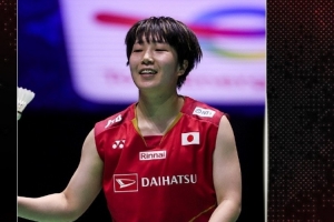 羽毛球世锦赛：山口茜2-1击败瓦尔达尼，闯入女单决赛