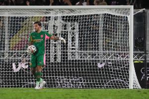 天空：只有曼城完成从巴黎签下多纳鲁马的交易，埃德森才能离队