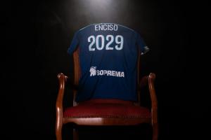 官方：斯特拉斯堡签下布莱顿中场恩西索，据悉转会费2000万欧