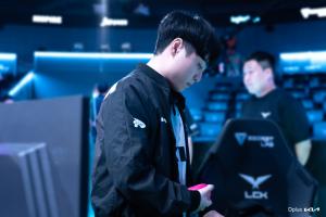 二比三不敌BFX！DK掉入败者组，再输一把许哥将无缘季后赛