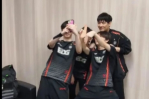 EDG官方发布拍摄花絮：镜头里有兄弟行动困难 镜头外有兄弟在偷笑