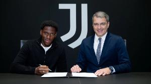 戴维：我能和弗拉霍维奇搭档踢球 尤文能在意甲和欧冠都有竞争力