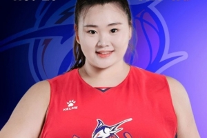 刘禹彤加盟！新民体育：上海女篮整体实力提升不少 有希望冲击4强