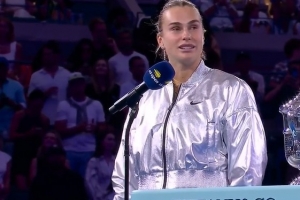 萨巴伦卡：阿尼西莫娃打得很棒 我感受到了更多美国球迷的支持