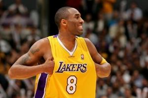 3连冠的科比VS6冠的皮蓬？杨毅：两人都全面 但科比得分能力更强