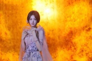 昨日最美！灵儿晒昨日KPL决赛照片 堪称荣耀典藏皮肤