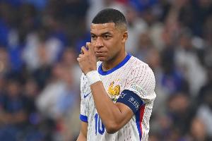 姆巴佩：在法国队射手榜上超越亨利的感觉很美妙，但前面还有吉鲁