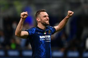 德弗里：我们取得满意的结果并掌控了比赛，对手只有一次好机会