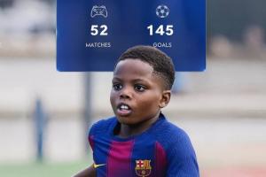 拉玛西亚再出天才巴萨11岁小将52场145球，已签约莱万经纪人