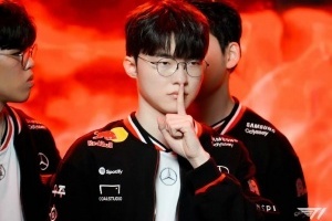 解说热议T1 3-1 DK：原神哥最后一把龙龟辅助送疯了