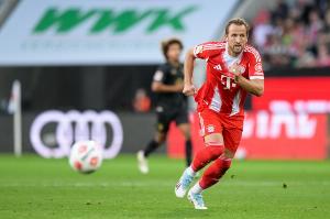 卡拉格：凯恩是足球史最出色的射手之一，是英格兰队史最优秀前锋