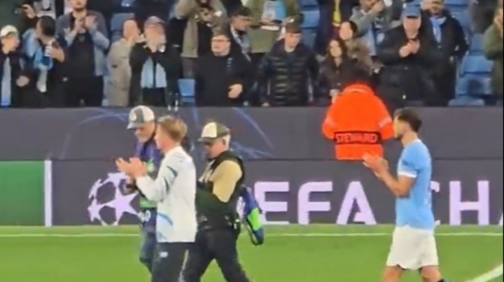 伊蒂哈德国王回来了！德布劳内赛后绕场，向曼城球迷鼓掌致意