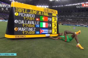 绝杀与反绝杀皮查多最后一跳17米91反绝杀，夺男子三级跳金牌