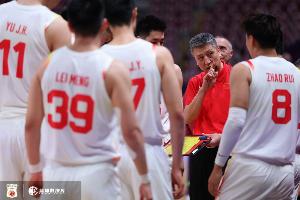 雷蒙：年轻人的状态感染到我 让自己重新感受到20岁出头的状态