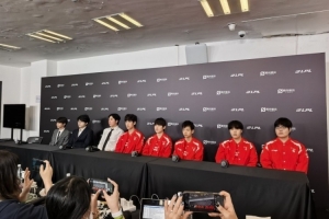 TES赛后群访 JKL：今年还没有结束 还有很多比赛要打 一起努力