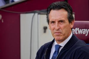 太阳报：埃梅里提前离场，引发球迷争议和担忧