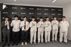 能成功吗？TES众人表示世界赛的目标是夺得S15世界赛冠军！