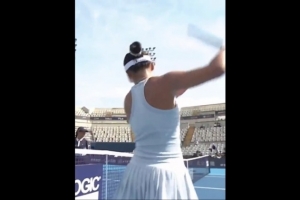 中网有观众喊这人不厉害，韦思佳：你下来你来