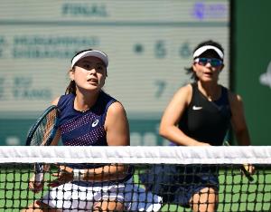 徐一璠/杨钊煊1-2巴博斯/史蒂芬妮，无缘晋级中网女双八强