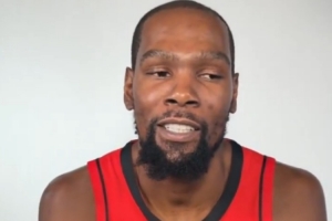 杜兰特谈生日愿望：火箭队迎来一个健康快乐的赛季 全胜无败