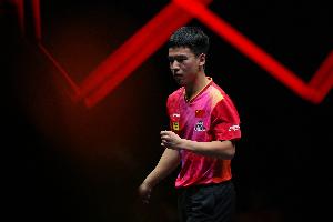 WTT中国大满贯：向鹏3-0战胜林文政，顺利晋级男单16强