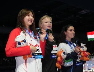 意大利游泳世界冠军因在新加坡机场盗窃，被意泳联禁赛90天