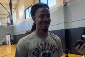 因伤缺席揭幕战？莫兰特：想太多 我微笑着说不用担心你就别担心