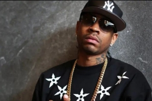 艾弗森：出席联盟活动他们总让我穿西服 可我只在教堂&葬礼中穿过