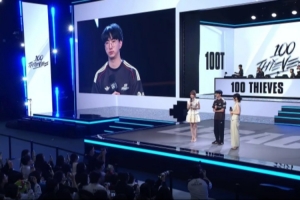 赛后采访River：我觉得（进八强的队伍）会是我们100T