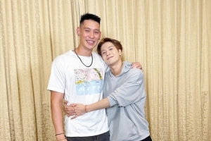 梦幻联动！林书豪作为嘉宾与欧阳靖一同现身王嘉尔澳门演唱会