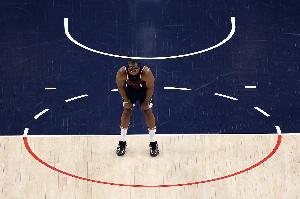 找找感觉？哈登3场季前赛场均6分7.7助 三项命中率36.8/10/50%