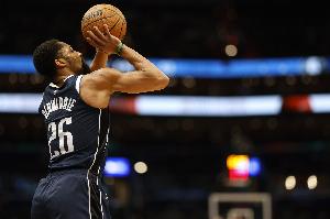 下一站会是哪？美记：黄蜂将裁掉斯宾塞-丁威迪！