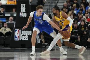 菜鸟赛季就有望进防阵？季前赛对手在弗拉格防守下合计37投8中