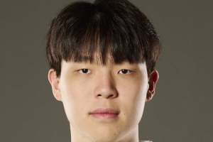 麦迪寄语杨瀚森：更尽可能多学习 他技术出色&新秀赛季会有闪光点