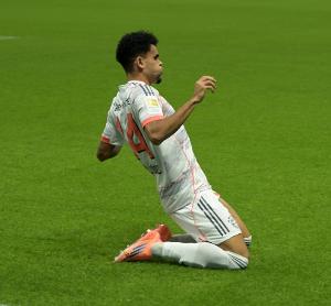 埃贝尔：迪亚斯能进球能助攻还很能跑，未续约穆勒不是钱的问题