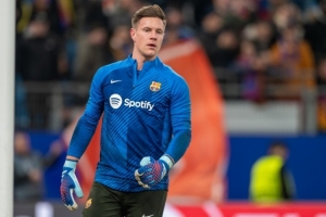 德天空：特尔施特根冬窗转会可能性并未被排除，租借也是可行选择