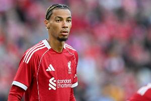 将战旧主！埃基蒂克本赛季已4次错失进球良机，是欧冠同期最多