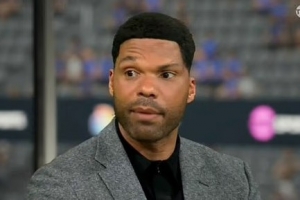 球迷调侃莱斯科特植发：阿尔特塔真是好心，把自己的头发借给了他