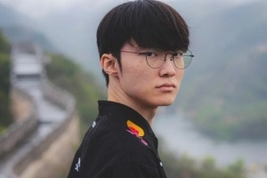 赛事官方转发Faker言论：我们的荣誉永载史册，并且我们的征程还远远没有结束