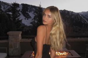 女友现场观战♥️辛纳夺冠后官宣恋情，其女友莱拉是一名丹麦模特