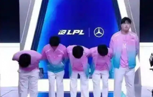 被爆16强后商K团建？BLG冲上热搜第二，BLG超话粉丝：关你吊事啊，你出钱点的啊