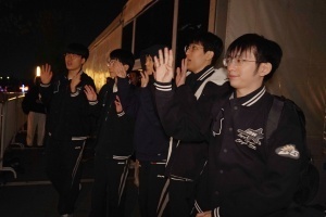 还是做不到吗？！AL不敌T1止步八强 最终获得30万美元奖金