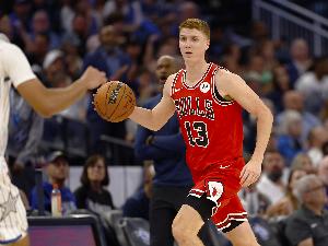 投篮命中率54.1%！许尔特：夏天进行大量体能训练 这对跑位更重要